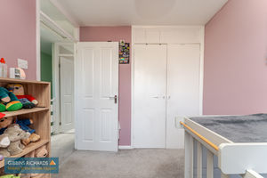 Bedroom- click for photo gallery